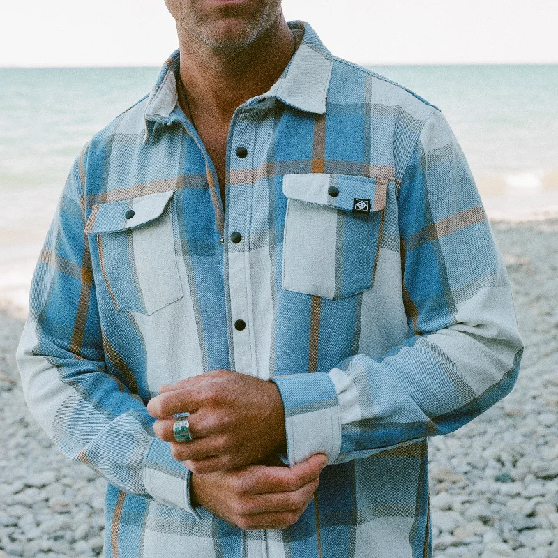 Plus Size Men's Striped Chambray Casual Shirts with a Spread Collar for a Preppy AppearancePENINSULA FLANNEL Plus Size Men's Striped Chambray Casual Shirts with a Spread Collar for a Preppy AppearancePENINSULA FLANNEL