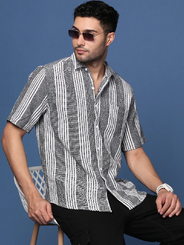 Men's Short - Sleeve Linen Casual Shirts in Light Khaki for a Breathable Summer OptionMen Striped Black Slim Fit Shirt Men's Short - Sleeve Linen Casual Shirts in Light Khaki for a Breathable Summer OptionMen Striped Black Slim Fit Shirt