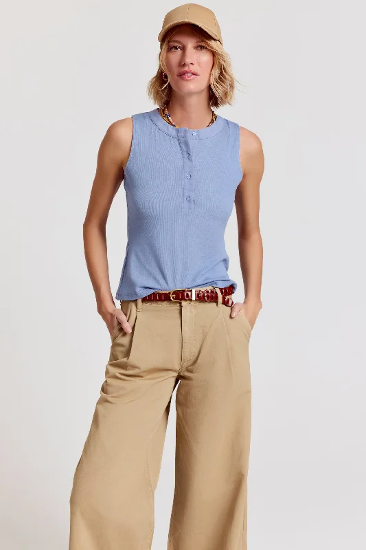 Men's Button - Down Oxford Casual Shirts in Crisp White for a Classic and Versatile StyleThe Sleeveless Brett Shirt Men's Button - Down Oxford Casual Shirts in Crisp White for a Classic and Versatile StyleThe Sleeveless Brett Shirt