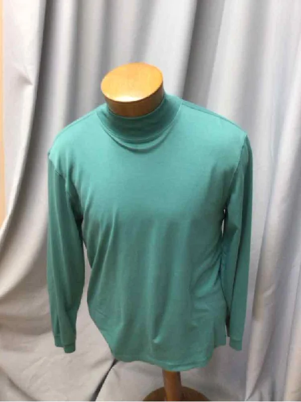 Men's Organic Cotton Casual Shirts with a Soft Handfeel for Everyday ComfortSIZE MEDIUM LL BEAN Men's SHIRTS Men's Organic Cotton Casual Shirts with a Soft Handfeel for Everyday ComfortSIZE MEDIUM LL BEAN Men's SHIRTS