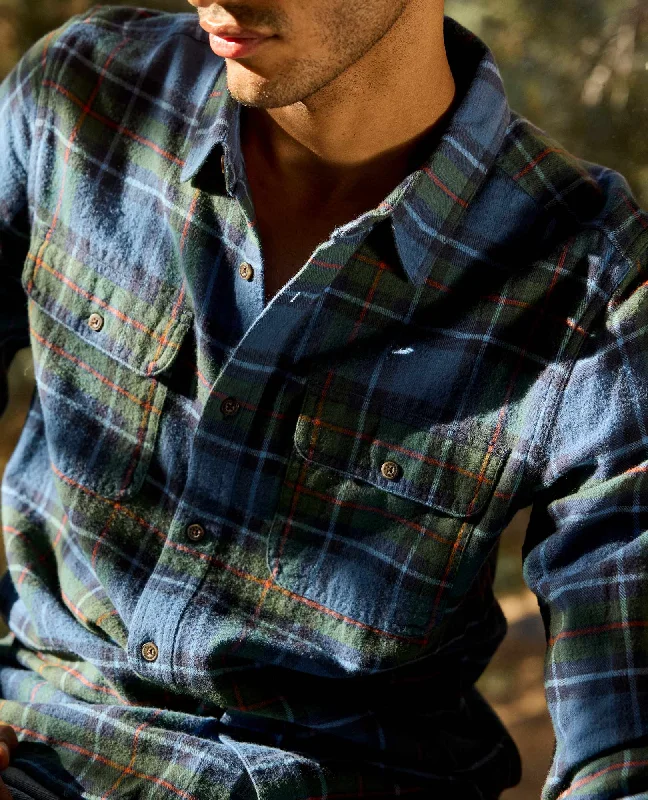 Men's Organic Cotton Casual Shirts with a Soft Handfeel for Everyday ComfortCreekwater Flannel Shirt