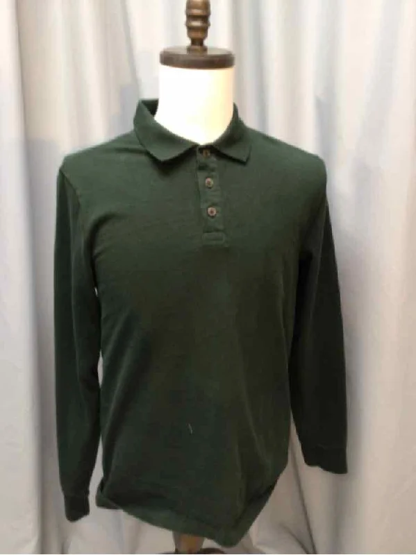 Plus Size Men's Striped Chambray Casual Shirts with a Spread Collar for a Preppy AppearanceSIZE MEDIUM ST JOHN'S BAY Men's SHIRTS Plus Size Men's Striped Chambray Casual Shirts with a Spread Collar for a Preppy AppearanceSIZE MEDIUM ST JOHN'S BAY Men's SHIRTS