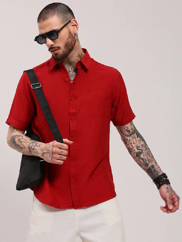 Men's Retro - Style Hawaiian Print Casual Shirts in Bold Patterns for a Tropical VacationMen Red Solid Slim Fit Shirt Men's Retro - Style Hawaiian Print Casual Shirts in Bold Patterns for a Tropical VacationMen Red Solid Slim Fit Shirt