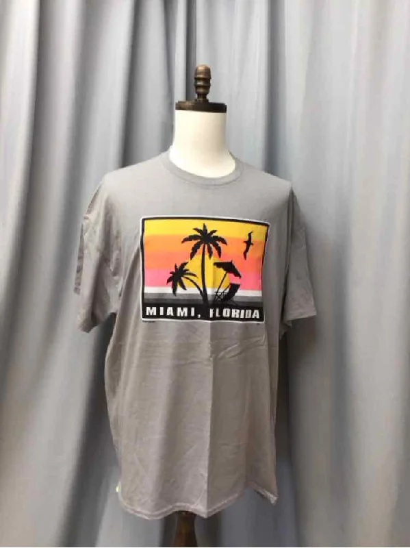 Men's Sustainable Recycled Material Casual Shirts for Eco - Conscious ConsumersSIZE 2 X GILDAN Men's SHIRTS Men's Sustainable Recycled Material Casual Shirts for Eco - Conscious ConsumersSIZE 2 X GILDAN Men's SHIRTS