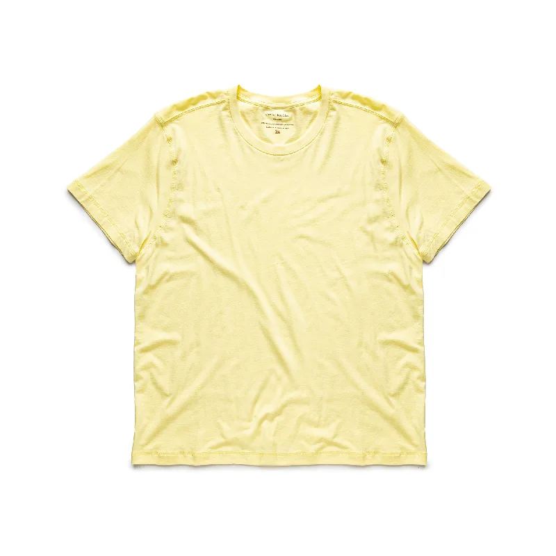 Men's Embroidered Detail Casual Shirts in Beige for a Touch of Elegance100% Peruvian Pima Cotton Quiet Yellow T-shirt Men's Embroidered Detail Casual Shirts in Beige for a Touch of Elegance100% Peruvian Pima Cotton Quiet Yellow T-shirt