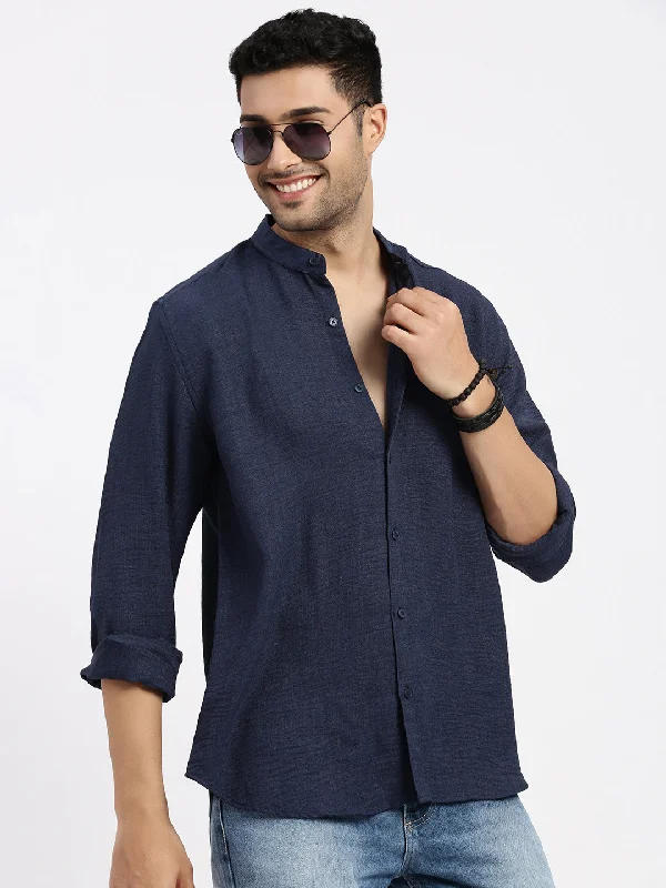 Men's Retro - Style Hawaiian Print Casual Shirts in Bold Patterns for a Tropical VacationMen Navy Blue Solid Slim Fit Shirt Men's Retro - Style Hawaiian Print Casual Shirts in Bold Patterns for a Tropical VacationMen Navy Blue Solid Slim Fit Shirt