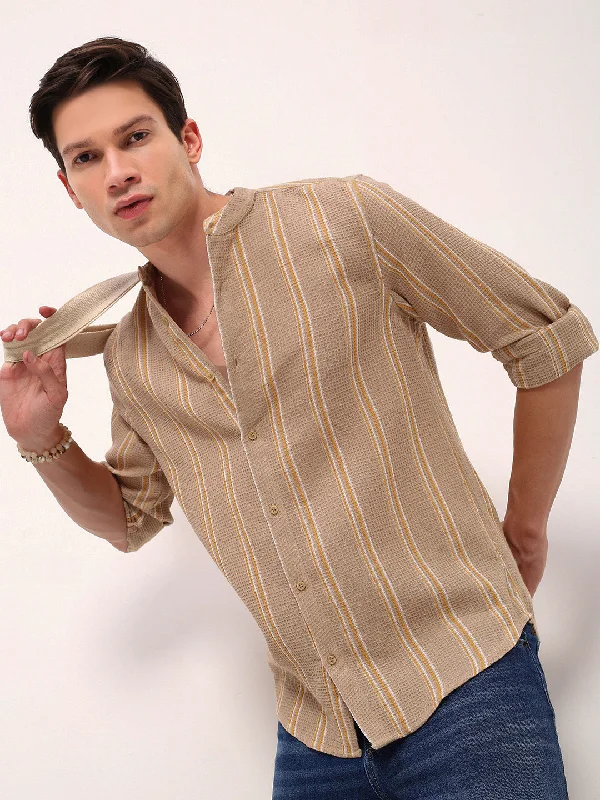 Men's Stretch - Fabric Casual Shirts in Navy Blue for a Comfortable and Flexible FitMen Beige Striped Slim Fit Shirt Men's Stretch - Fabric Casual Shirts in Navy Blue for a Comfortable and Flexible FitMen Beige Striped Slim Fit Shirt