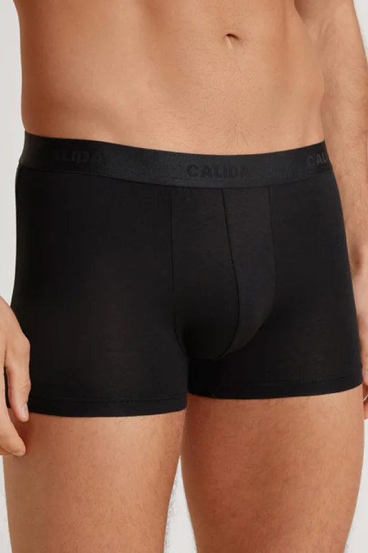 Men's boxer briefs with a contoured pouch​Evolution Boxer Brief Schwarz