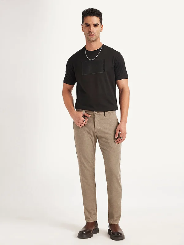 Men's Jeans with a Button - Fly for a Traditional and Classic AestheticMen's 511 Slim Fit Brown Jeans Men's Jeans with a Button - Fly for a Traditional and Classic AestheticMen's 511 Slim Fit Brown Jeans