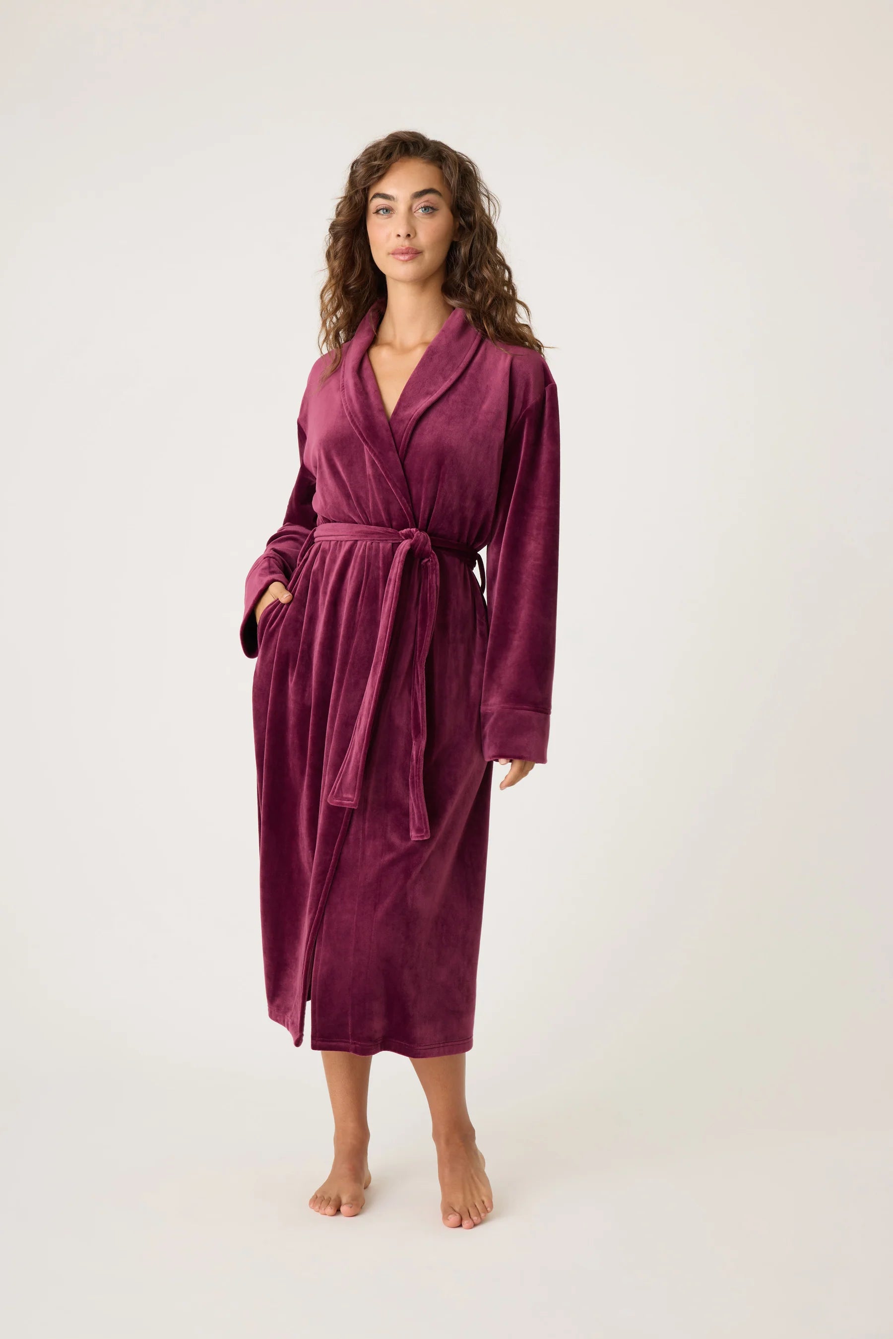 Men's robes with a decorative embroidery​Robe Long Velvet