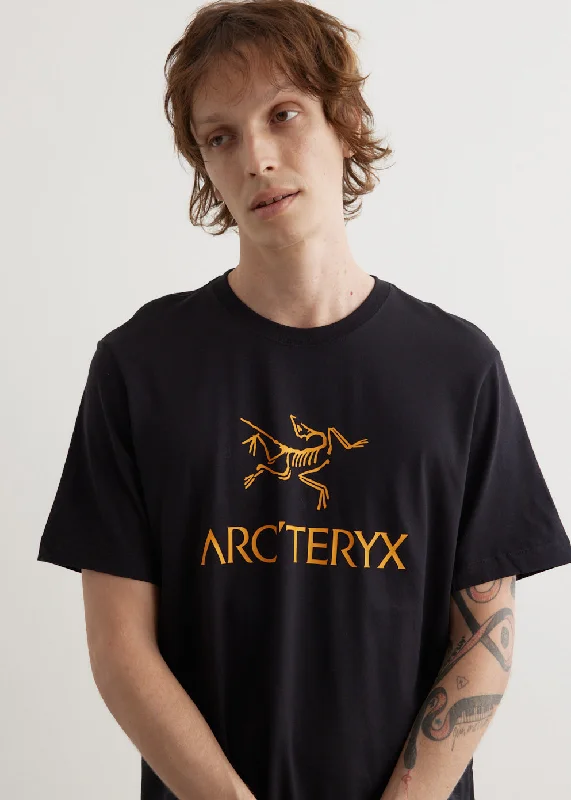 Men's ribbed t - shirts with a textured finish for added styleArc'Word Logo Short Sleeve T-Shirt Men's ribbed t - shirts with a textured finish for added styleArc'Word Logo Short Sleeve T-Shirt