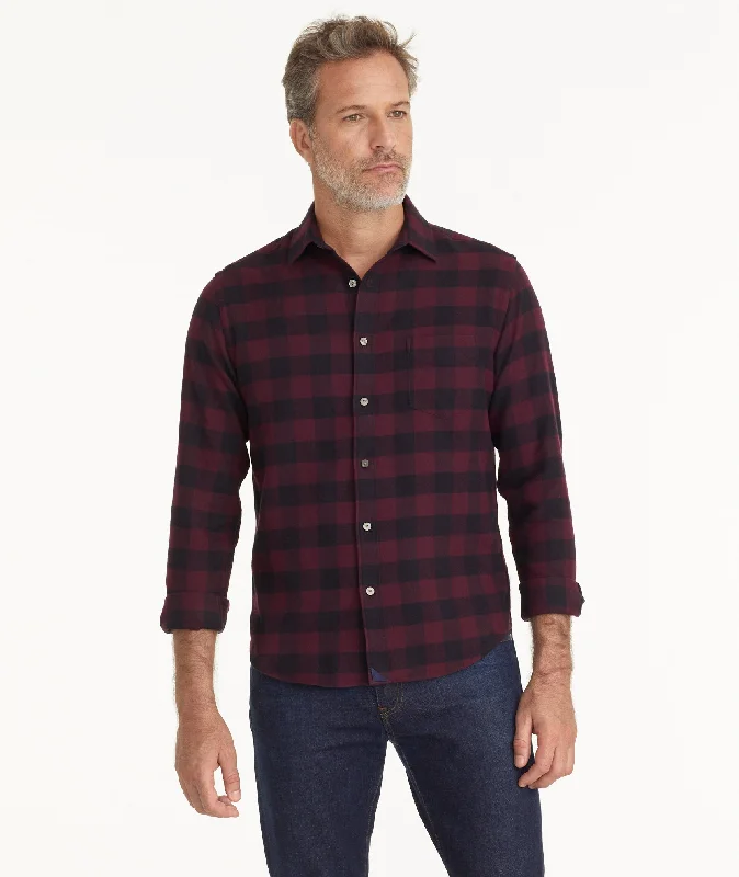 Men's Short - Sleeve Linen Casual Shirts in Light Khaki for a Breathable Summer OptionFlannel Barrelstone Shirt Men's Short - Sleeve Linen Casual Shirts in Light Khaki for a Breathable Summer OptionFlannel Barrelstone Shirt