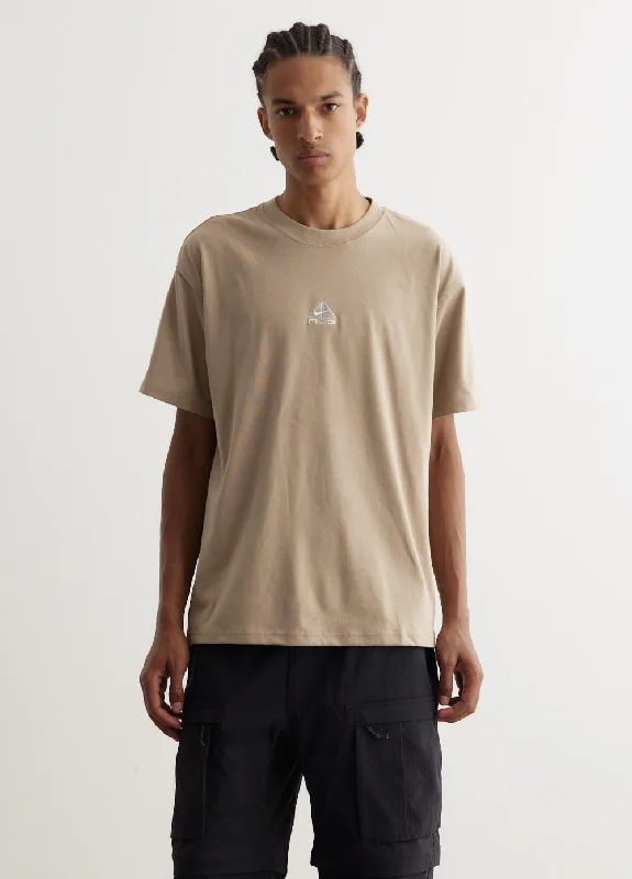 Men's thermal t - shirts with a high - neck design for cold weatherNRG ACG Lungs T-Shirt Men's thermal t - shirts with a high - neck design for cold weatherNRG ACG Lungs T-Shirt