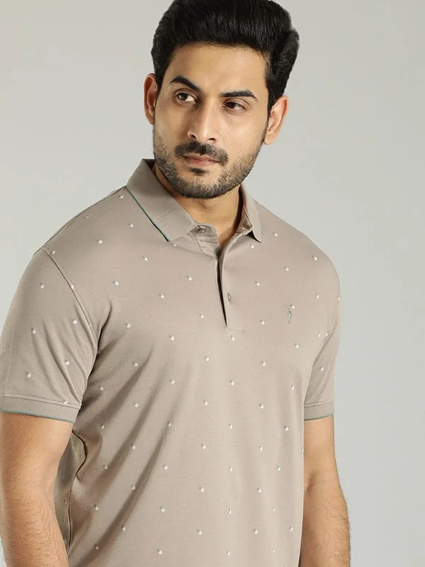 Plus Size Men's Striped Chambray Casual Shirts with a Spread Collar for a Preppy AppearanceMen's vintage - inspired retro polo shirts with unique patternsMen Printed Polo T-Shirt Plus Size Men's Striped Chambray Casual Shirts with a Spread Collar for a Preppy AppearanceMen's vintage - inspired retro polo shirts with unique patternsMen Printed Polo T-Shirt
