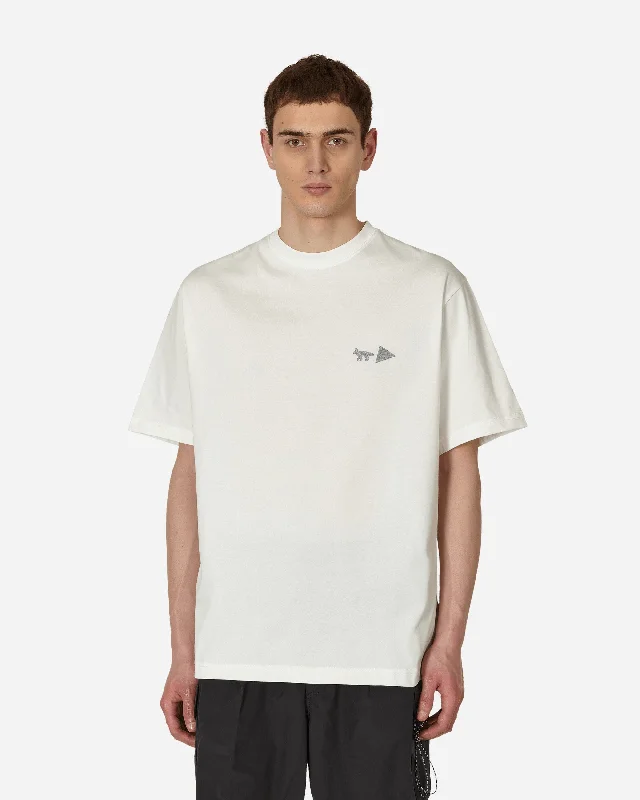 Men's lightweight performance t - shirts for running marathonsMaison Kitsuné Dry Cotton Mountain T-Shirt Off White Men's lightweight performance t - shirts for running marathonsMaison Kitsuné Dry Cotton Mountain T-Shirt Off White