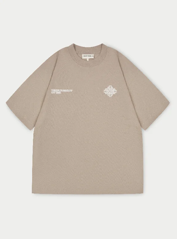 Men's UV - protection t - shirts for outdoor activities in the sunBLURRED GRAPHIC EMBLEM T-SHIRT - COFFEE Men's UV - protection t - shirts for outdoor activities in the sunBLURRED GRAPHIC EMBLEM T-SHIRT - COFFEE