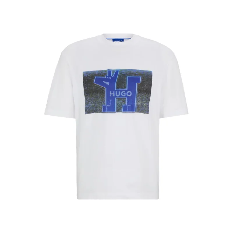 Men's thermal t - shirts with a high - neck design for cold weatherCotton-jersey regular-fit T-shirt with logo artwork Men's thermal t - shirts with a high - neck design for cold weatherCotton-jersey regular-fit T-shirt with logo artwork