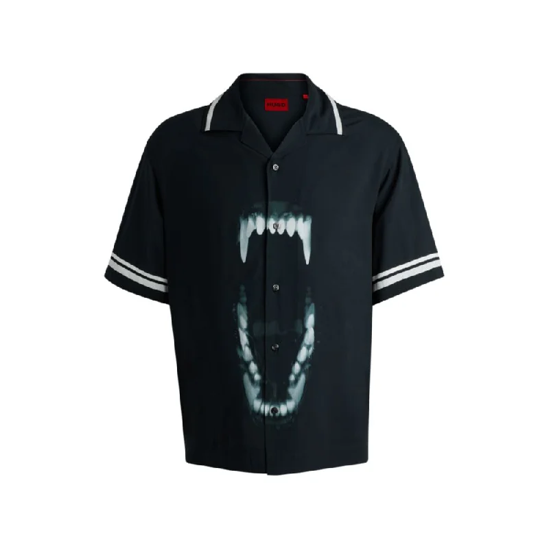 Men's UV - protection t - shirts for outdoor activities in the sunLoose-fit shirt with animal graphic and stripes Men's UV - protection t - shirts for outdoor activities in the sunLoose-fit shirt with animal graphic and stripes