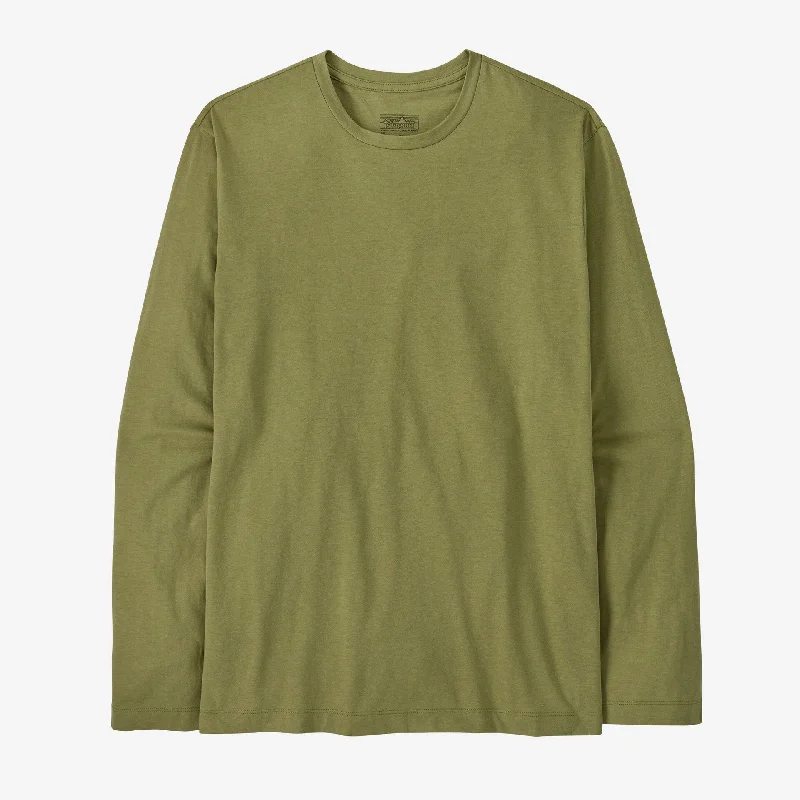 Men's mock - neck t - shirts with a modern and sleek styleMen's Long-Sleeved Essential Tee Men's mock - neck t - shirts with a modern and sleek styleMen's Long-Sleeved Essential Tee
