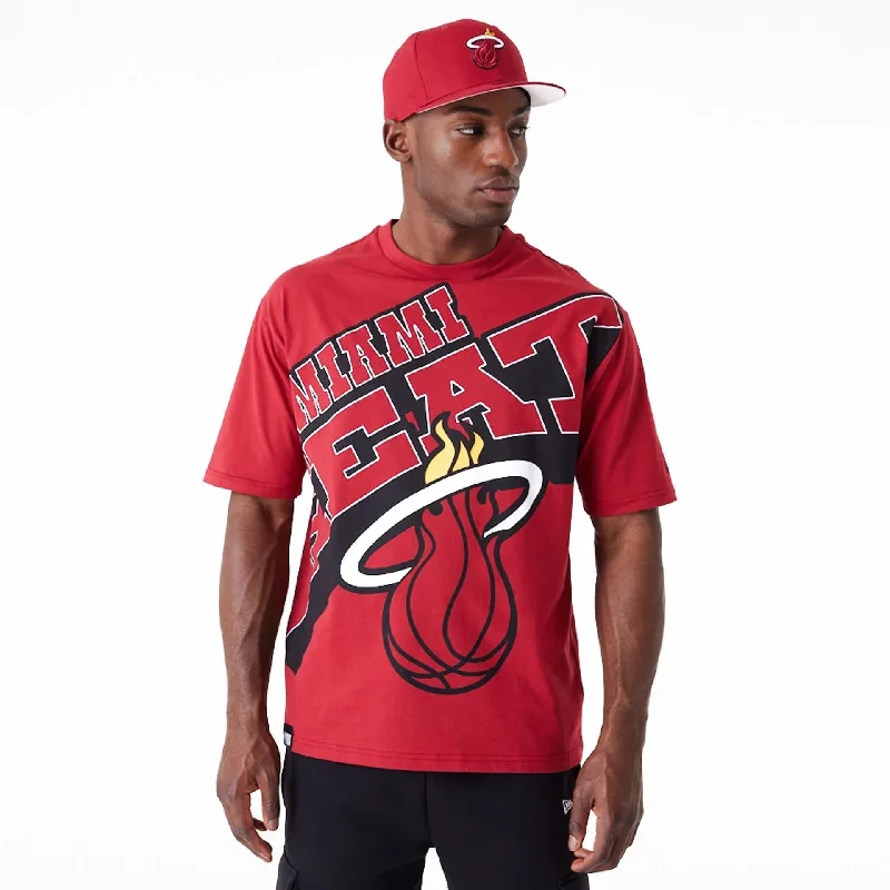 Men's thermal t - shirts with a high - neck design for cold weatherMiami Heat NBA Large Wordmark Dark Red Oversized T-Shirt Men's thermal t - shirts with a high - neck design for cold weatherMiami Heat NBA Large Wordmark Dark Red Oversized T-Shirt