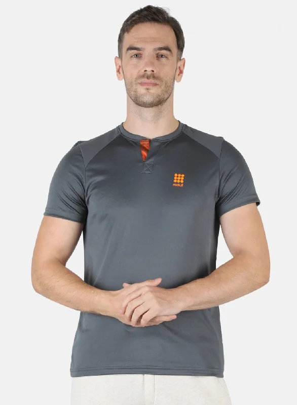 Men's plus - size pocket t - shirts with a classic lookMens Grey Plain T-Shirt