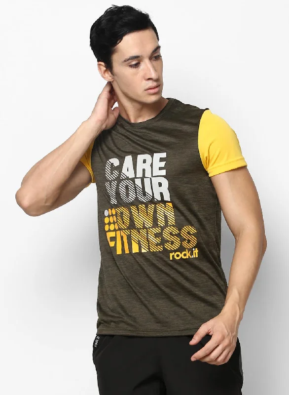 Men's short - sleeve linen t - shirts for summer beach outingsRockit Olive Round Neck Smart Fit T-Shirt Men's short - sleeve linen t - shirts for summer beach outingsRockit Olive Round Neck Smart Fit T-Shirt
