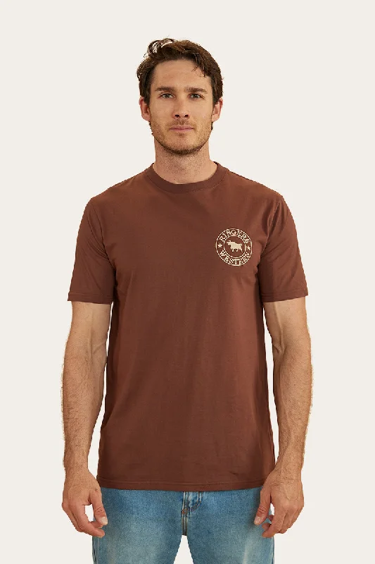 Men's button - front t - shirts with a unique artistic printSignature Bull Mens Classic Fit T-Shirt - Chocolate/Dark Sand Men's button - front t - shirts with a unique artistic printSignature Bull Mens Classic Fit T-Shirt - Chocolate/Dark Sand
