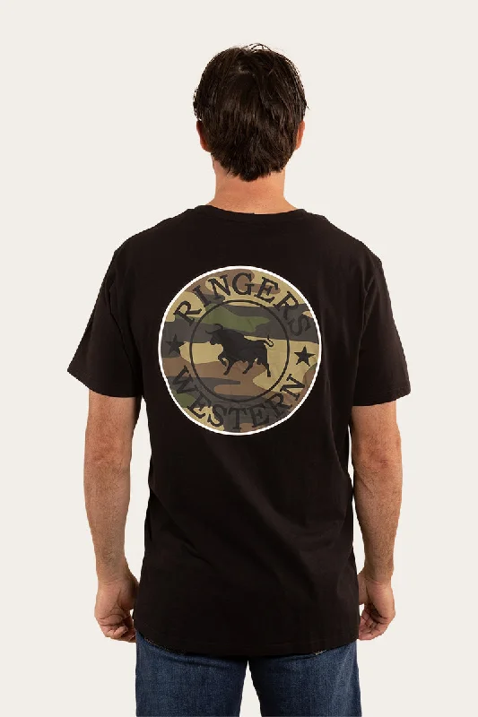 Men's moisture - wicking athletic t - shirts for intense workoutsSignature Bull Mens Loose Fit T-Shirt - Black/Camo Men's moisture - wicking athletic t - shirts for intense workoutsSignature Bull Mens Loose Fit T-Shirt - Black/Camo