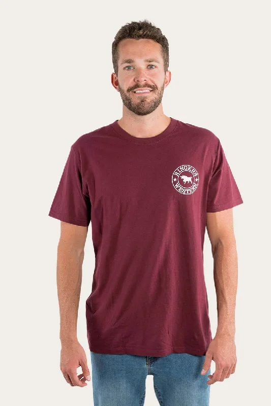 Men's plus - size pocket t - shirts with a classic lookSignature Bull Mens Loose Fit T-Shirt - Burgundy/White Men's plus - size pocket t - shirts with a classic lookSignature Bull Mens Loose Fit T-Shirt - Burgundy/White