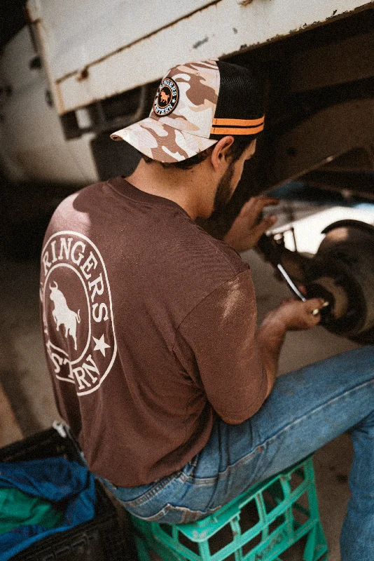 Men's eco - friendly recycled t - shirts for sustainable fashion choicesSignature Bull Mens Loose Fit T-Shirt - Chocolate/Dark Sand Men's eco - friendly recycled t - shirts for sustainable fashion choicesSignature Bull Mens Loose Fit T-Shirt - Chocolate/Dark Sand
