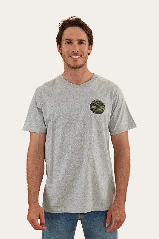 Men's ribbed t - shirts with a textured finish for added styleSignature Bull Mens Loose Fit T-Shirt - Grey Marle/Camo Men's ribbed t - shirts with a textured finish for added styleSignature Bull Mens Loose Fit T-Shirt - Grey Marle/Camo