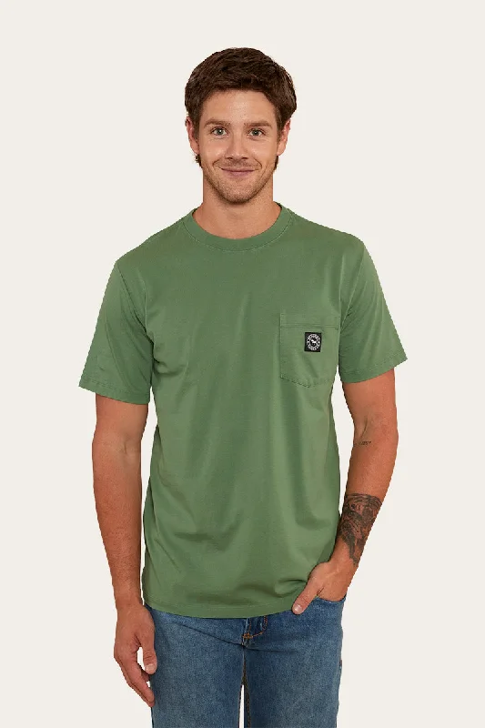 Men's plus - size pocket t - shirts with a classic lookSouthbridge Mens Classic Fit T-Shirt - Cactus Green Men's plus - size pocket t - shirts with a classic lookSouthbridge Mens Classic Fit T-Shirt - Cactus Green
