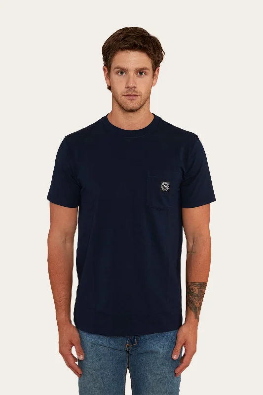 Men's plus - size pocket t - shirts with a classic lookSouthbridge Mens Classic Fit T-Shirt - College Navy Men's plus - size pocket t - shirts with a classic lookSouthbridge Mens Classic Fit T-Shirt - College Navy