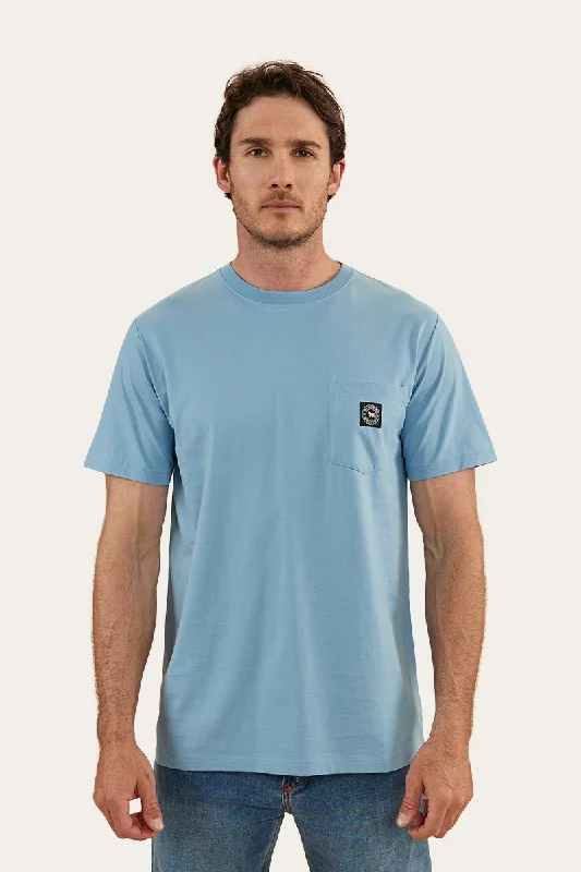 Men's plus - size pocket t - shirts with a classic lookSouthbridge Mens Classic Fit T-Shirt - Dusk Men's plus - size pocket t - shirts with a classic lookSouthbridge Mens Classic Fit T-Shirt - Dusk