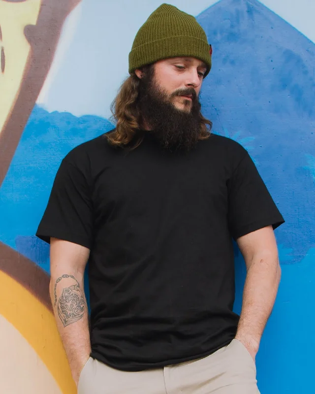 Men's button - front t - shirts with a unique artistic printThe Perfect Tee - Black