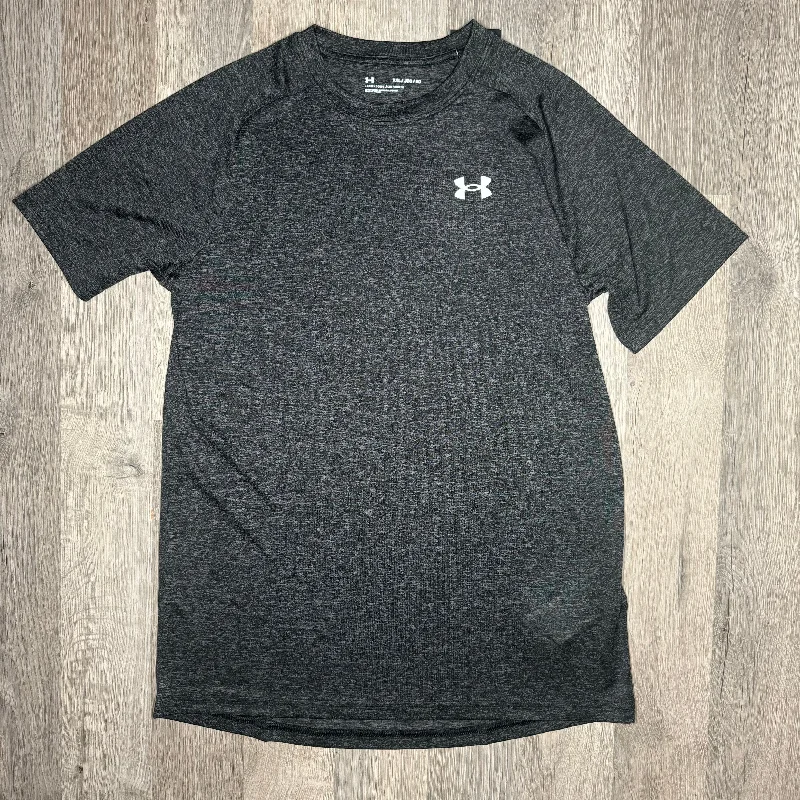 Men's smart - casual checkered t - shirts for semi - formal occasionsUnder Armour Tech Tee Grey (Junior) Men's smart - casual checkered t - shirts for semi - formal occasionsUnder Armour Tech Tee Grey (Junior)